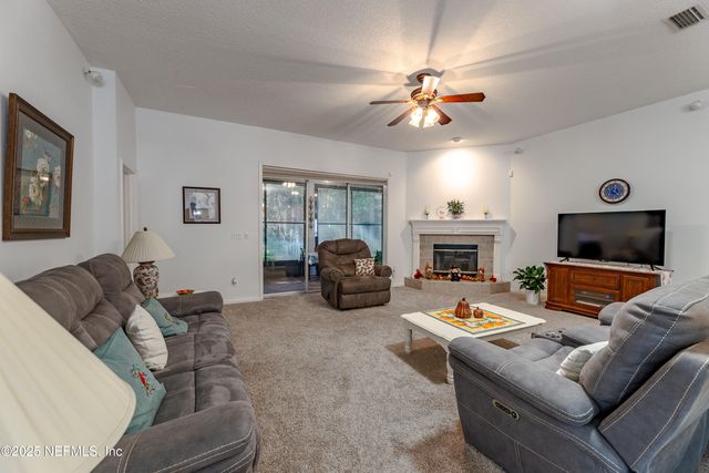 8742 CANOPY OAKS Drive, Jacksonville, FL 32256