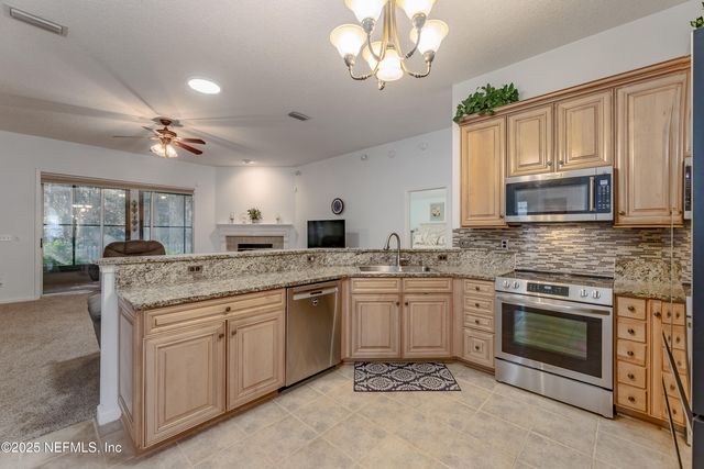 8742 CANOPY OAKS Drive, Jacksonville, FL 32256