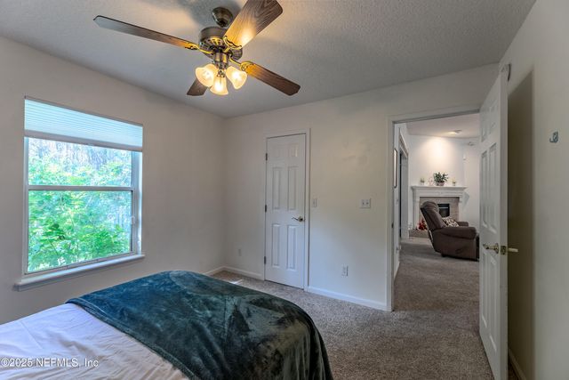 8742 CANOPY OAKS Drive, Jacksonville, FL 32256