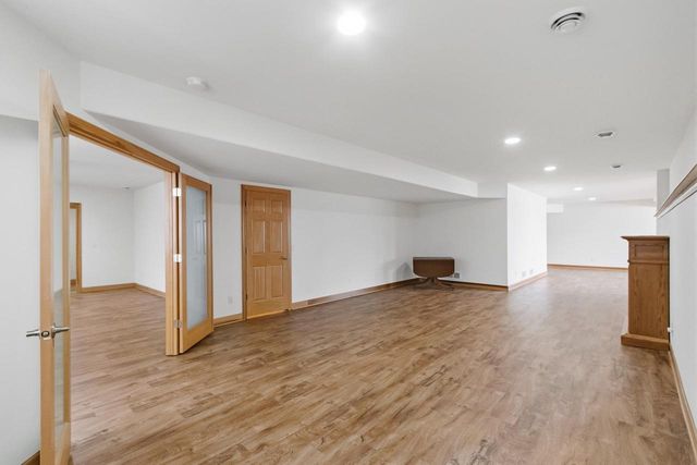 2026 Stonehaven Drive, Sun Prairie, WI 53590