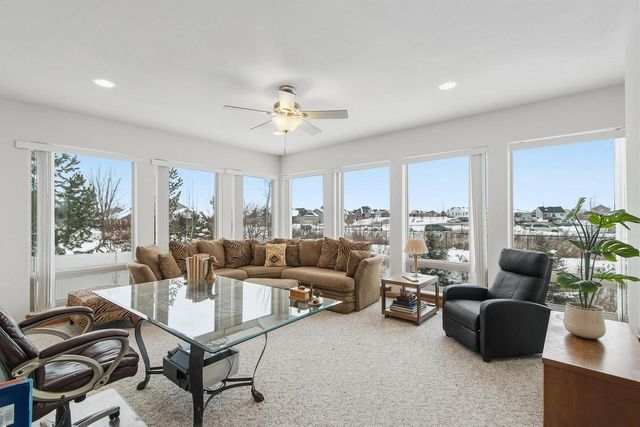 2026 Stonehaven Drive, Sun Prairie, WI 53590