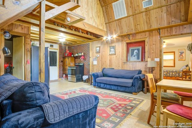 140 guadalupe ranch, Seguin, TX 78155