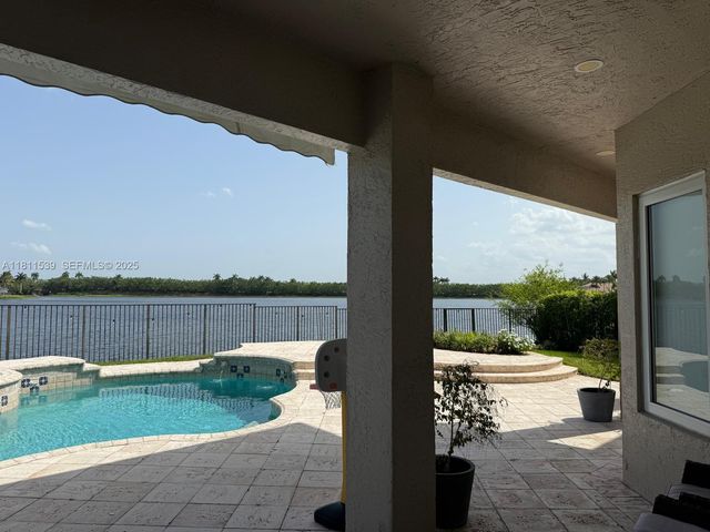 1418 Lantana Drive, Weston, FL 33326
