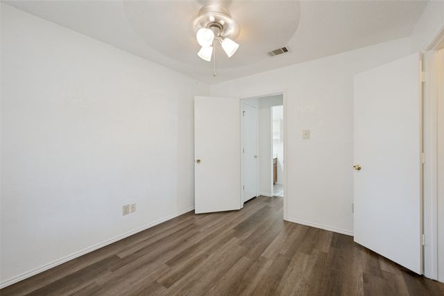 5431 Wild West Drive, Arlington, TX 76017