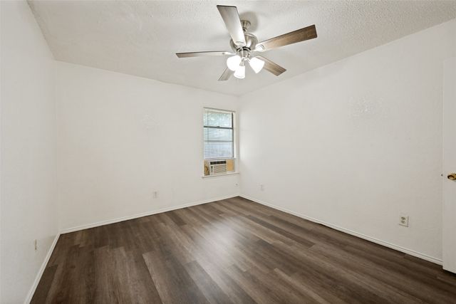 5431 Wild West Drive, Arlington, TX 76017
