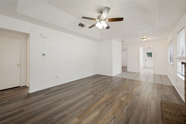 5431 Wild West Drive, Arlington, TX 76017