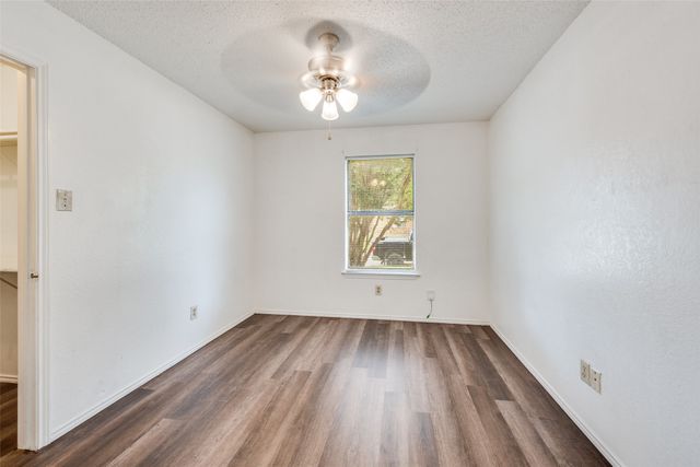 5431 Wild West Drive, Arlington, TX 76017