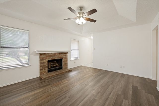 5431 Wild West Drive, Arlington, TX 76017