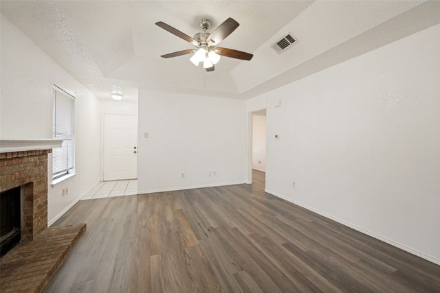 5431 Wild West Drive, Arlington, TX 76017
