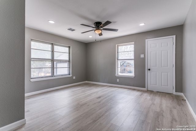 716 VICKERS AVE, San Antonio, TX 78211