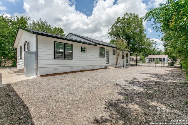 716 VICKERS AVE, San Antonio, TX 78211