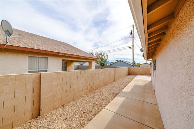 4880 N Bond Street, Kingman, AZ 86409