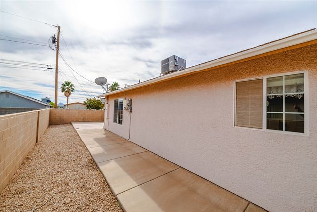 4880 N Bond Street, Kingman, AZ 86409