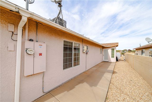 4880 N Bond Street, Kingman, AZ 86409