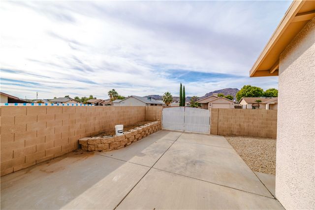 4880 N Bond Street, Kingman, AZ 86409