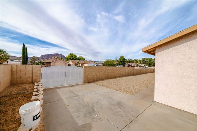 4880 N Bond Street, Kingman, AZ 86409