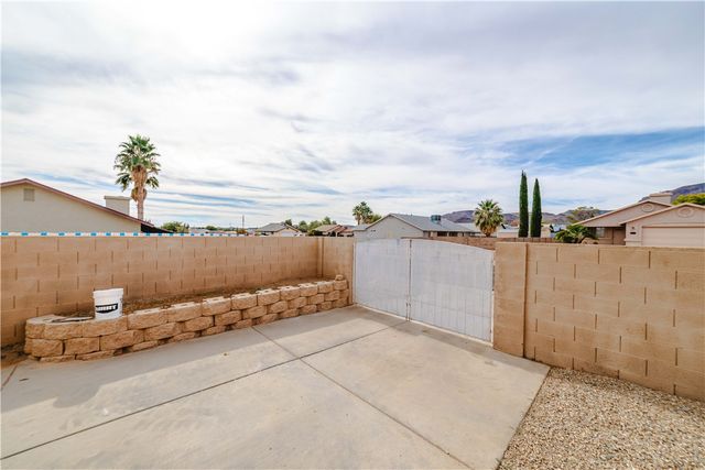 4880 N Bond Street, Kingman, AZ 86409