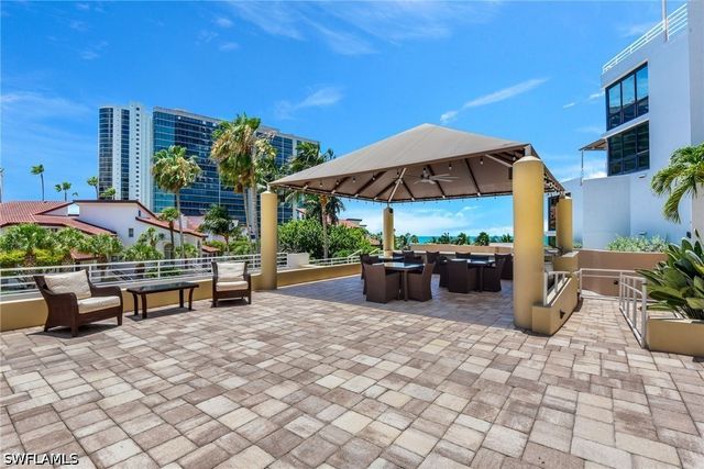 4751 Gulf Shore BLVD N 3, Naples, FL 34103