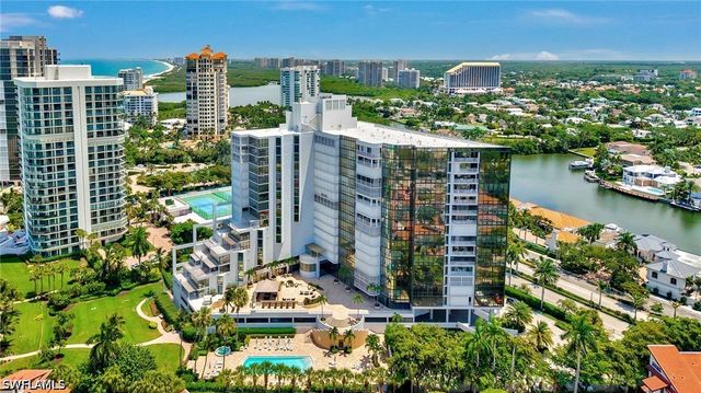 4751 Gulf Shore BLVD N 3, Naples, FL 34103