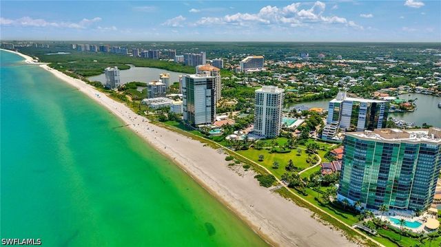 4751 Gulf Shore BLVD N 3, Naples, FL 34103