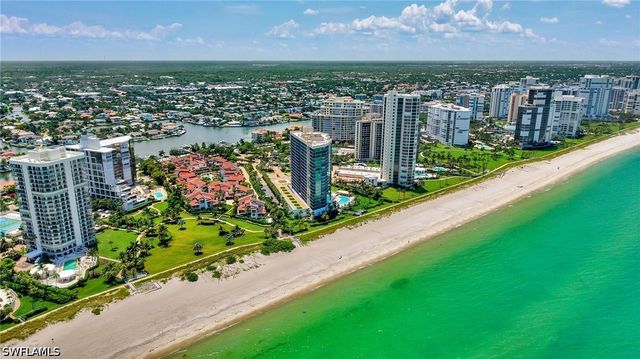 4751 Gulf Shore BLVD N 3, Naples, FL 34103