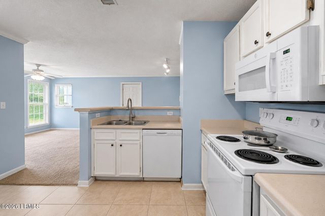 50 Pebble Beach Cv Apt D117, Bluffton, SC 29910