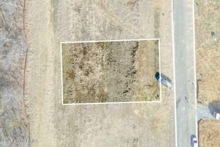 240 Shakes Creek Dr, Fisherville, KY 40023