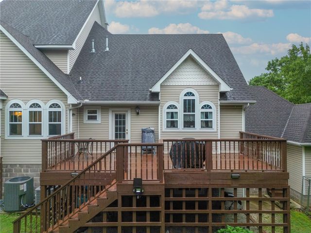 2 Ewes Lane, Bella Vista, AR 72715