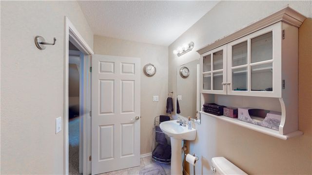 2 Ewes Lane, Bella Vista, AR 72715