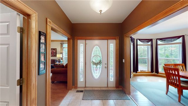 2 Ewes Lane, Bella Vista, AR 72715
