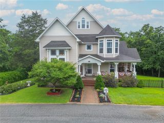 2 Ewes Lane, Bella Vista, AR 72715
