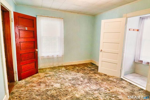 22 Hull Street, Bristol, CT 06010