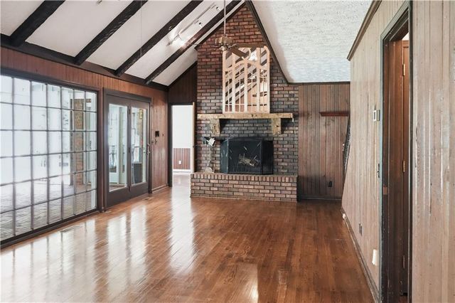 2 Walnut Drive, Cartersville, GA 30120