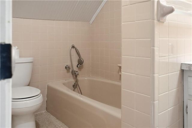 2 Walnut Drive, Cartersville, GA 30120