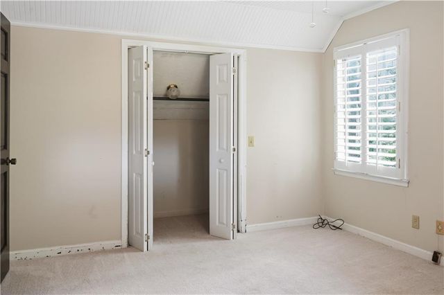 2 Walnut Drive, Cartersville, GA 30120