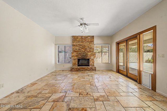 7312 E Shoreward Loop, Tucson, AZ 85715