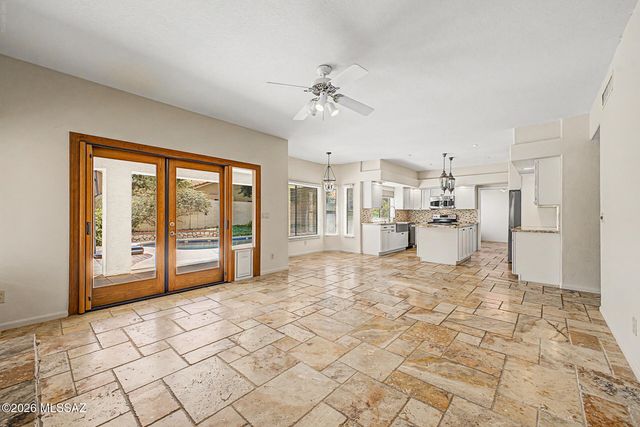 7312 E Shoreward Loop, Tucson, AZ 85715