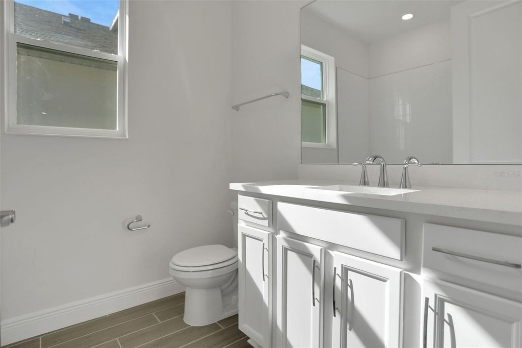 Image 14 of property listing at 7433 SEA MANATEE STREET, Parrish, FL 34219