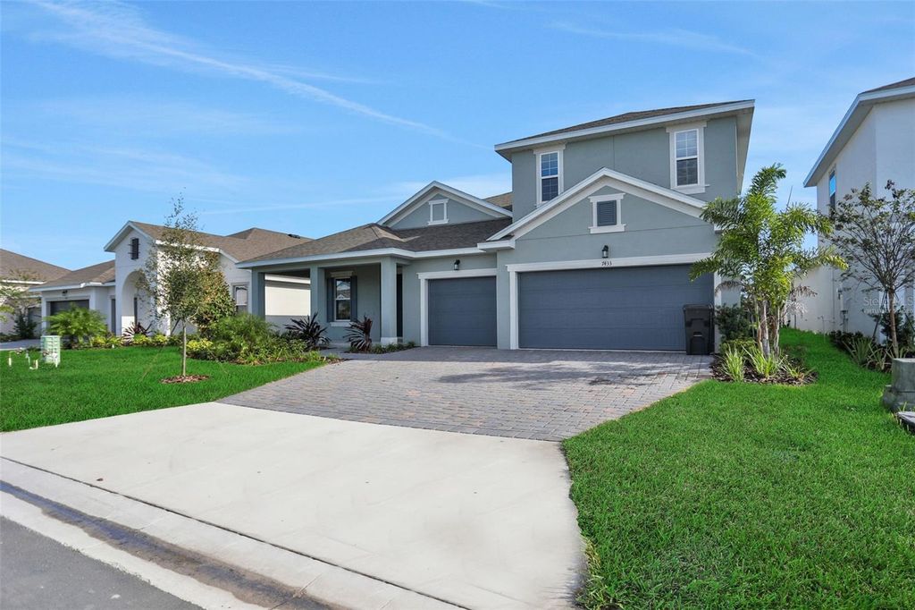 Image 3 of property listing at 7433 SEA MANATEE STREET, Parrish, FL 34219