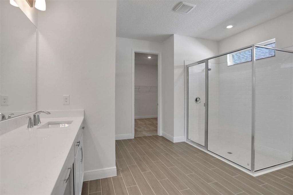 Image 24 of property listing at 7433 SEA MANATEE STREET, Parrish, FL 34219