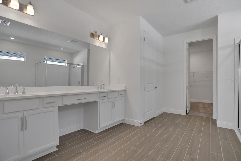 Image 25 of property listing at 7433 SEA MANATEE STREET, Parrish, FL 34219