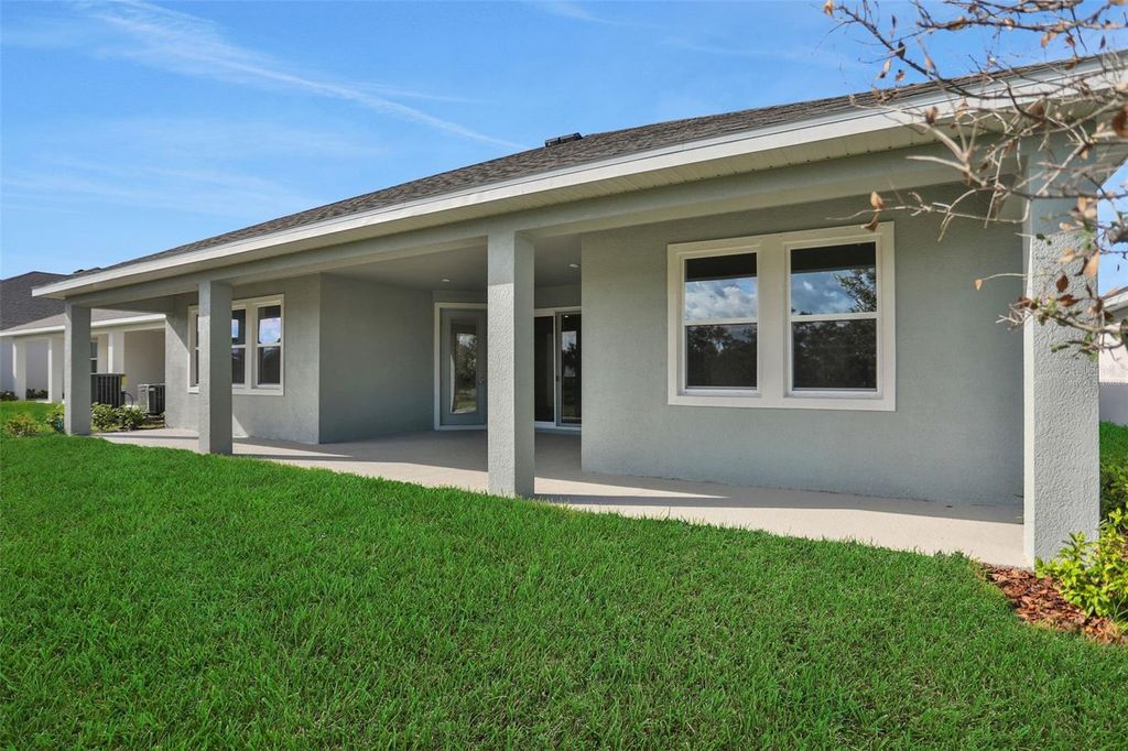 Image 4 of property listing at 7433 SEA MANATEE STREET, Parrish, FL 34219