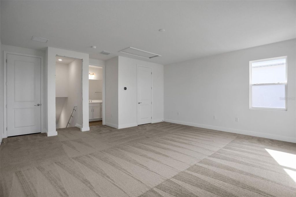 Image 8 of property listing at 7433 SEA MANATEE STREET, Parrish, FL 34219