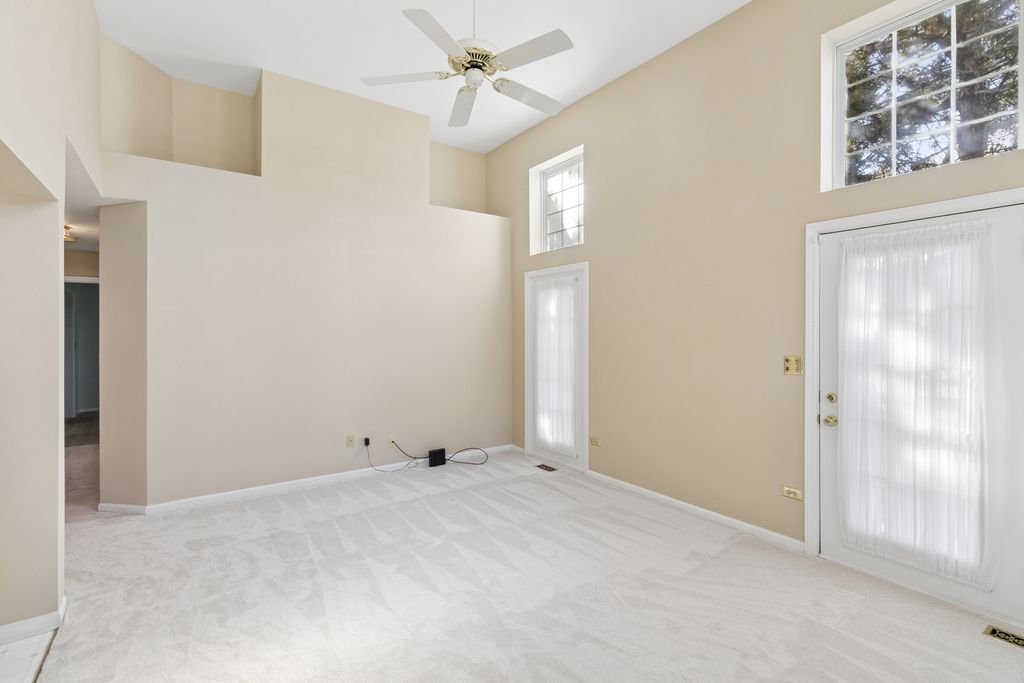 1907 N Silver Lake Road, Arlington Heights, IL 60004 — photo 5