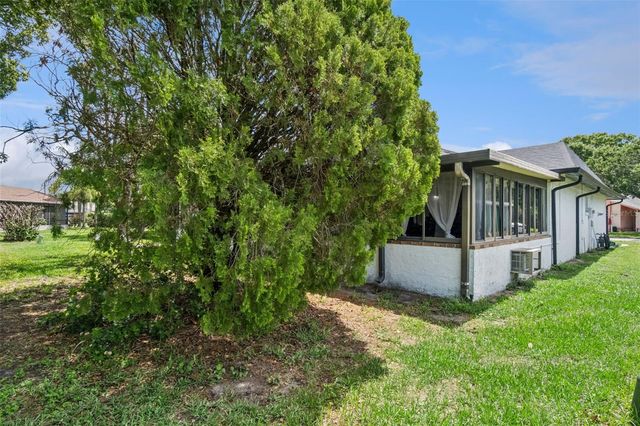 10044 GARRISON LANE, Orlando, FL 32821