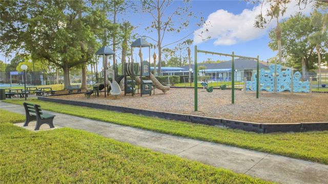 10044 GARRISON LANE, Orlando, FL 32821
