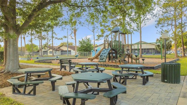 10044 GARRISON LANE, Orlando, FL 32821