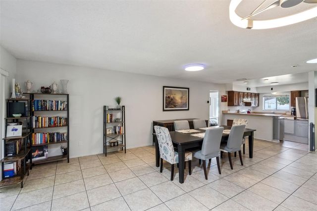 10044 GARRISON LANE, Orlando, FL 32821