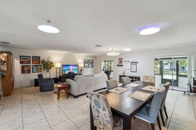 10044 GARRISON LANE, Orlando, FL 32821