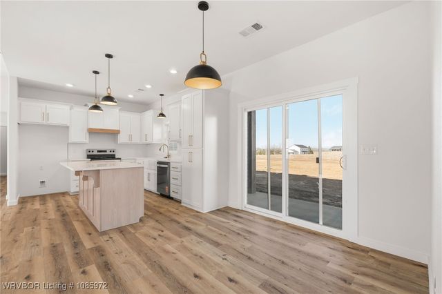 29344 Country Lane, Poteau, OK 74953